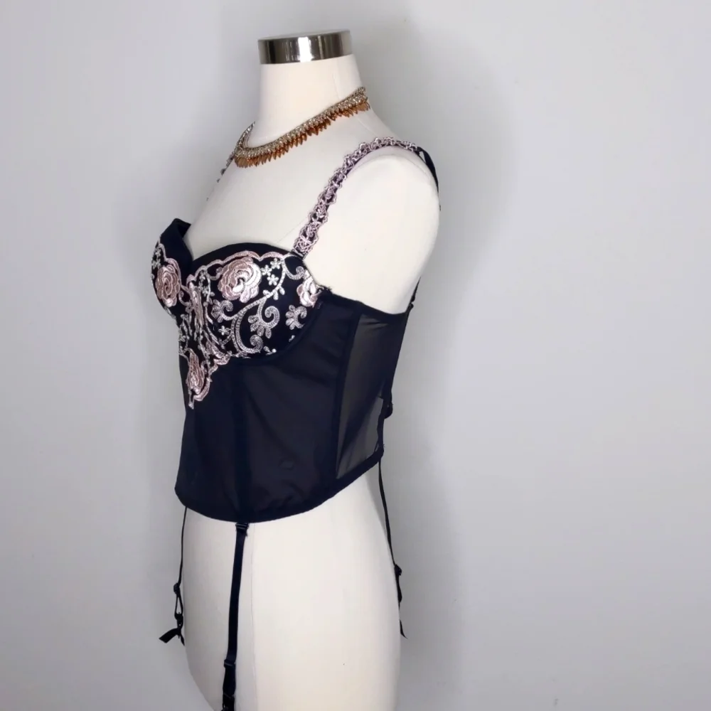 Gilligan & O'Malley Intimates bustier black Corset size 39B underwire